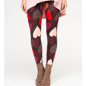 All the Hearts leggings by Agnes & Dora